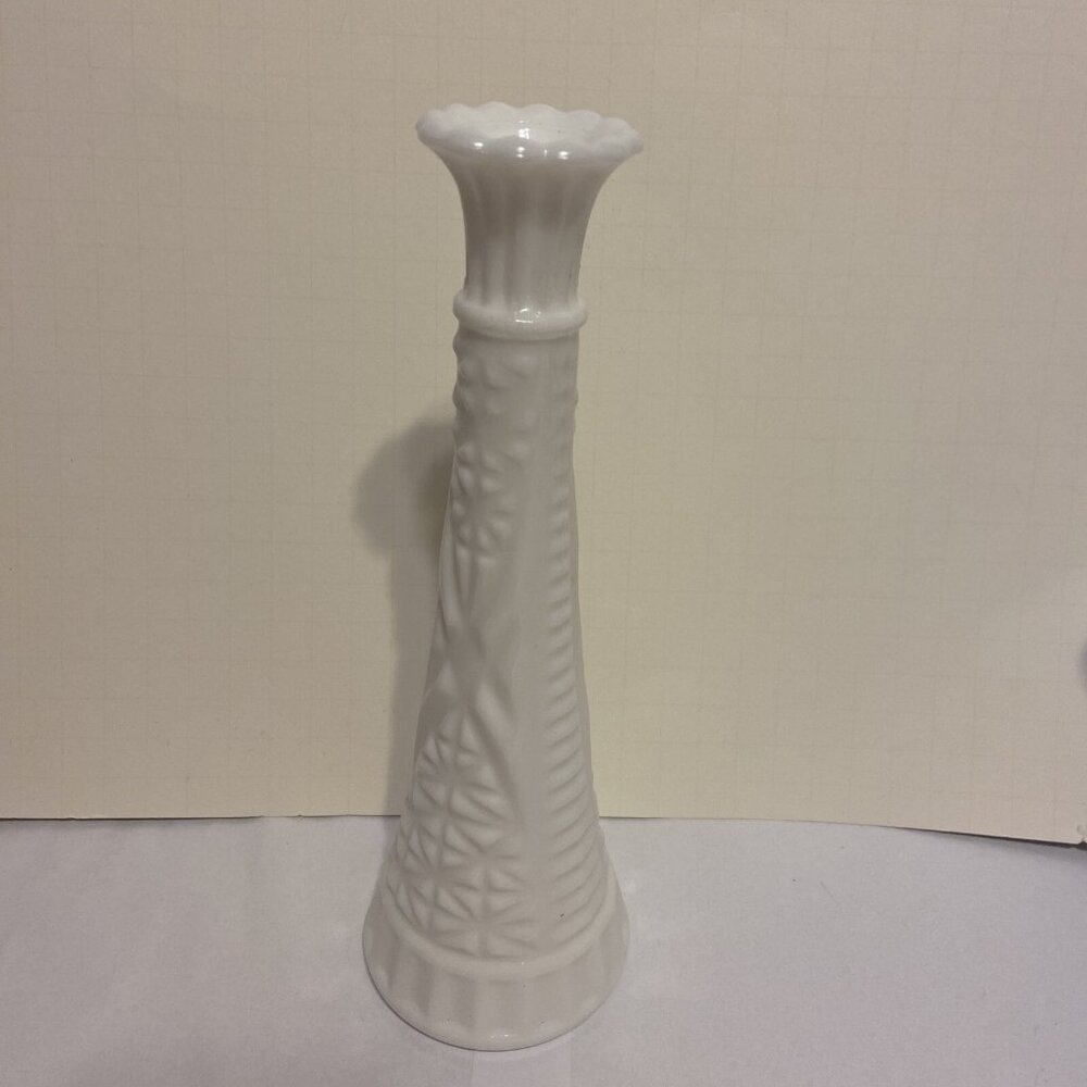 Milk Glass White Vintage Bud Vase Vintage Good For Weddings Also.